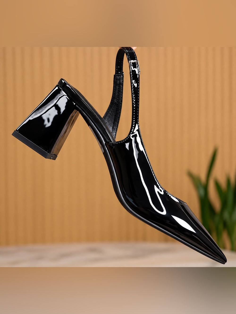 Black Patent Slingback Pointed Toe Block Heel -Celestin